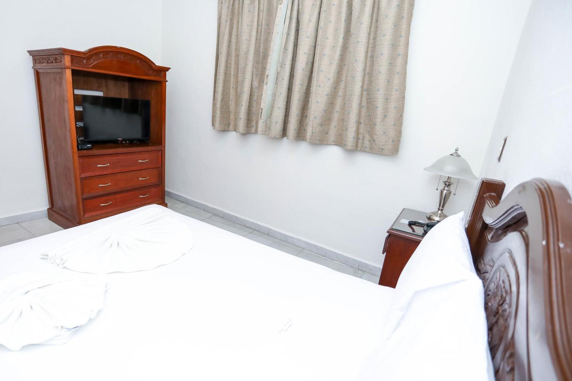 Hotel Avenida Cancun Dış mekan fotoğraf
