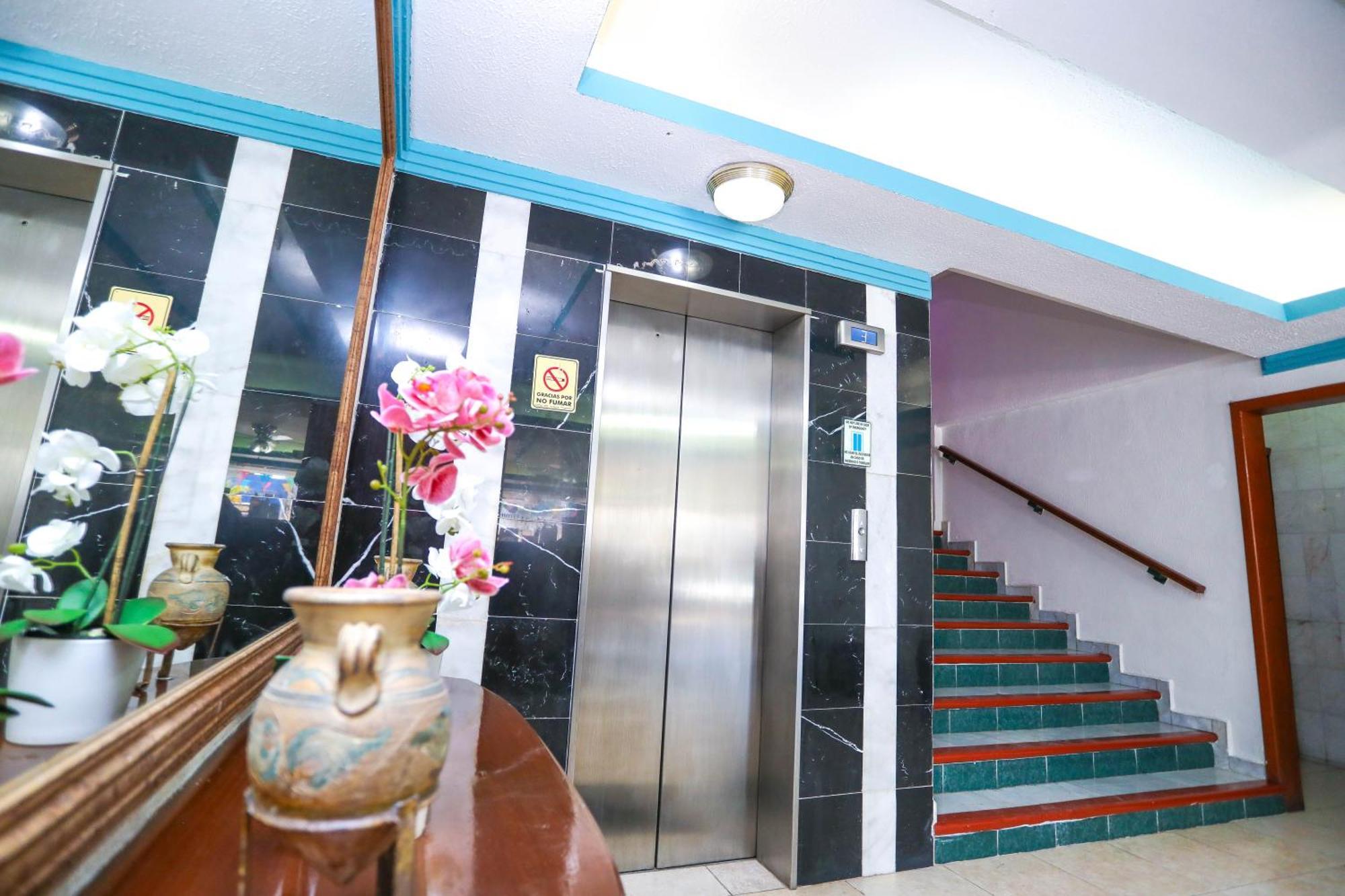 Hotel Avenida Cancun Dış mekan fotoğraf